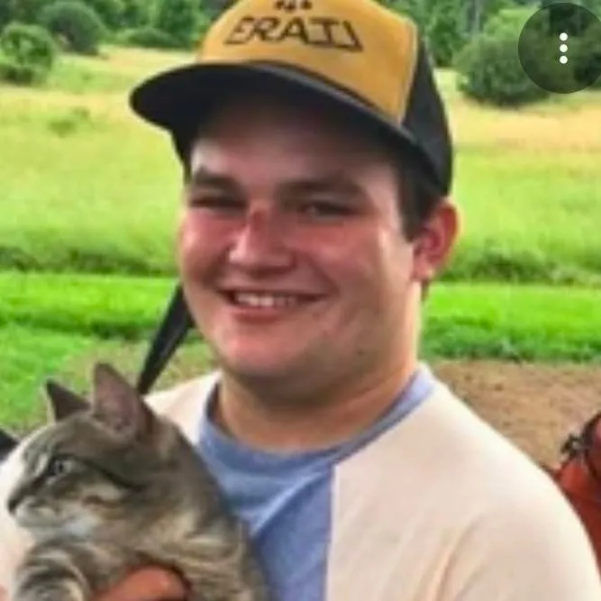 chat with ai character: Belch Huggins
