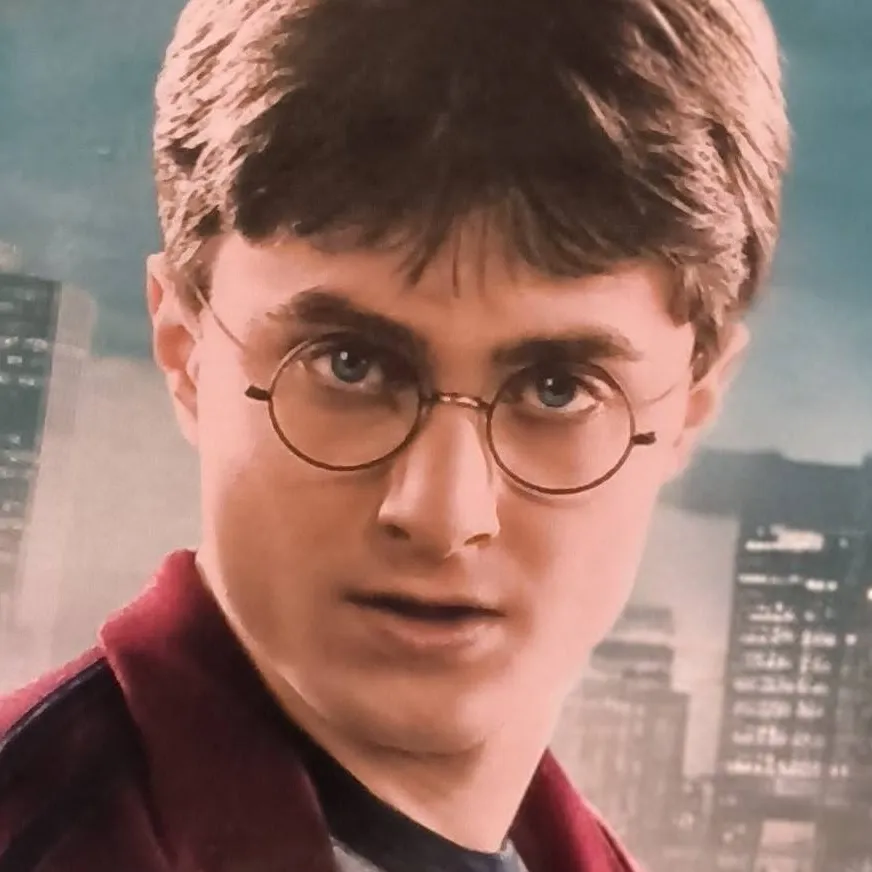 chat with ai character: Harry Potter