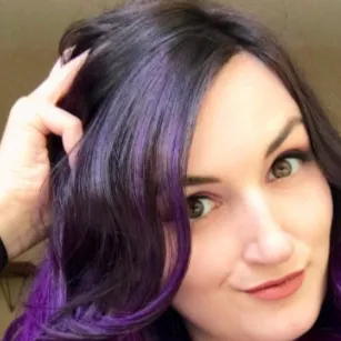 chat with ai character: LAURENZSIDE