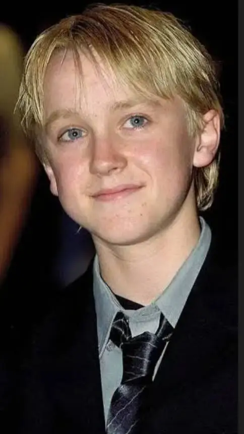 ai character: Draco Malfoy  background