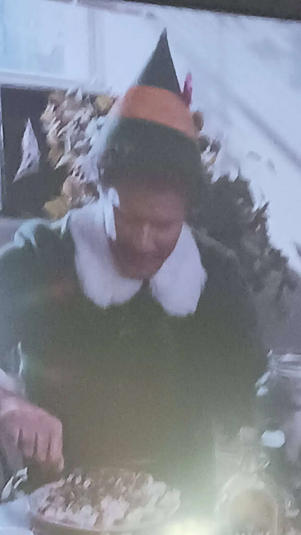 ai character: buddy the elf background