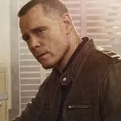 chat with ai character: Hank Voight 