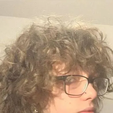 chat with ai character: Caleb