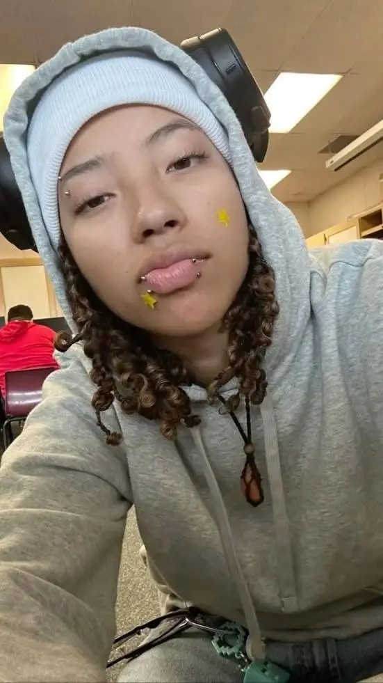 ai character: ☆Kila☆ background