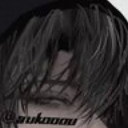 chat with ai character: Justin 