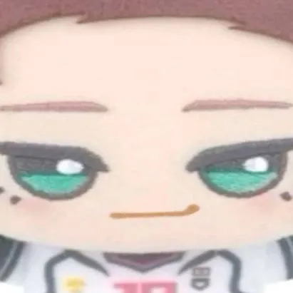 chat with ai character: Moot me up on tt🥹
