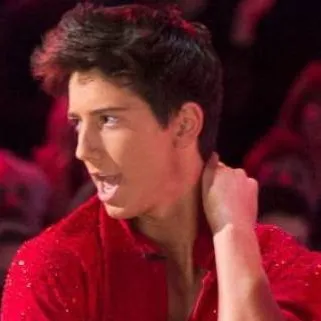 chat with ai character: Milo Manheim 