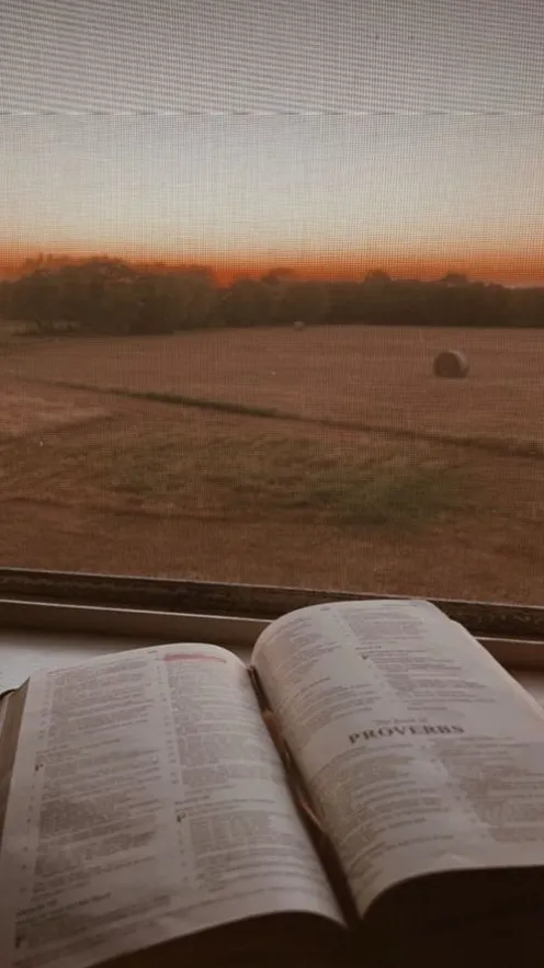 ai character: Noah background