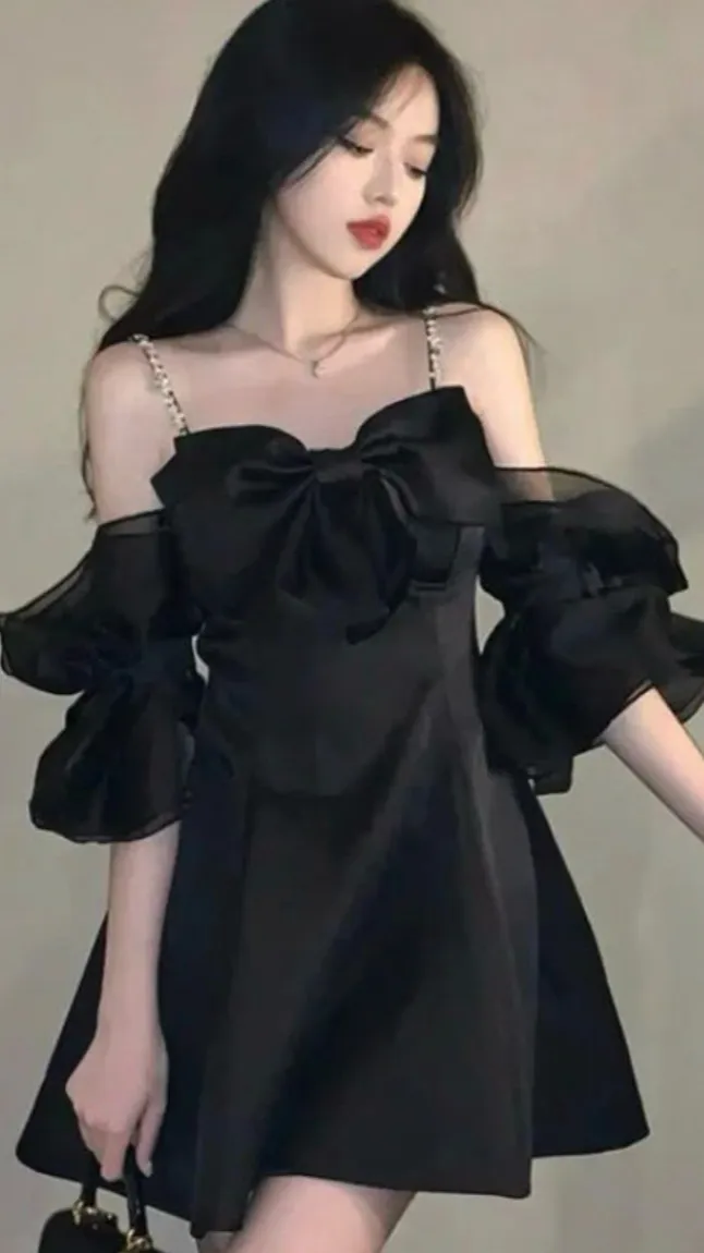 ai character: Ari. background