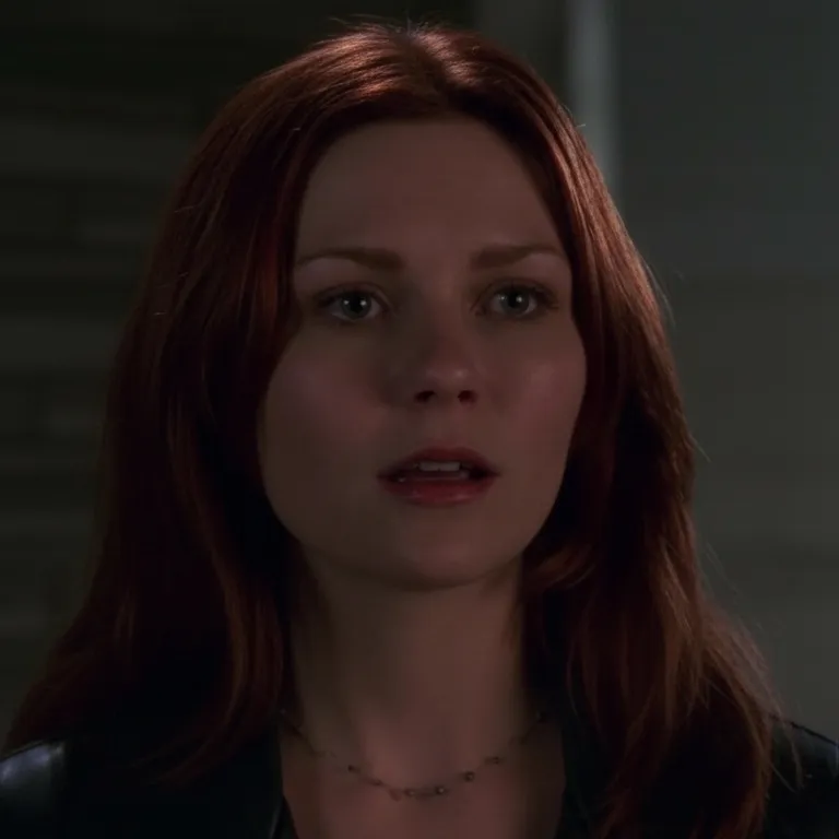 chat with ai character: Agent Amber Watson