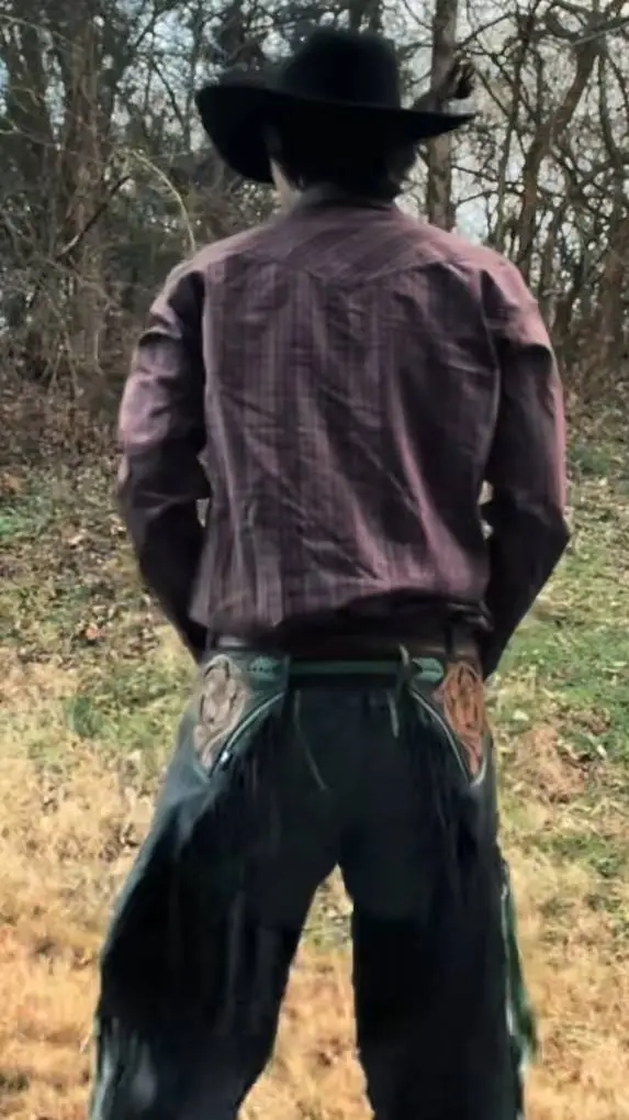 ai character: Ace Tucker background