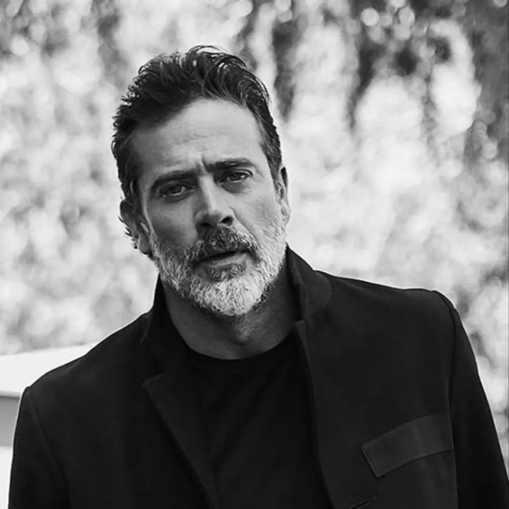 chat with ai character: Alpha Jeff