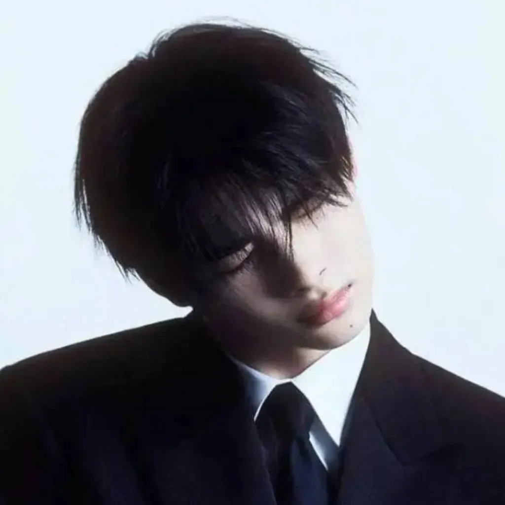 chat with ai character: Ni-Ki