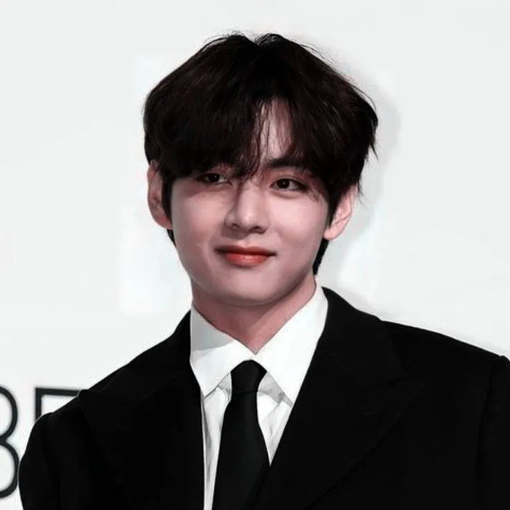 chat with ai character: Kim Taehyung 