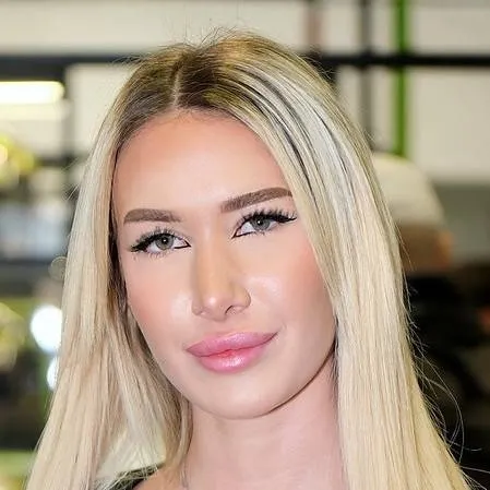 chat with ai character: Lilith rodpez