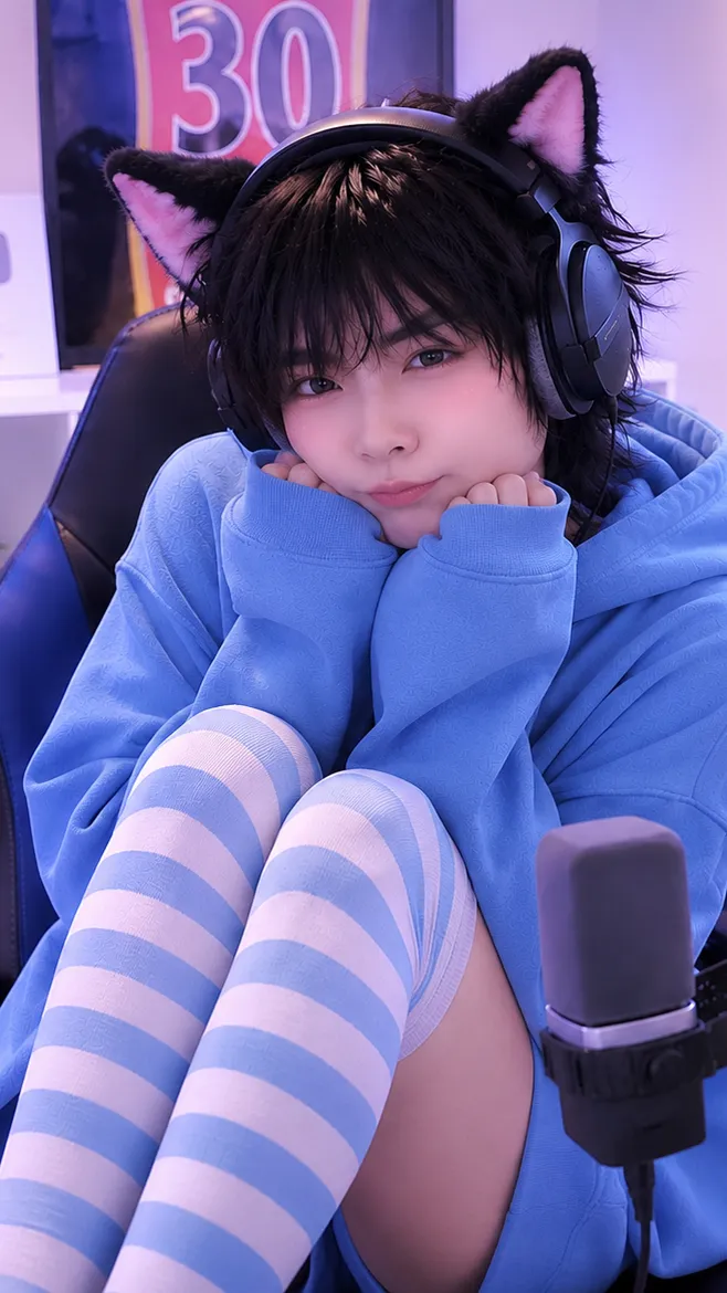 ai character: Femboy Jettism background