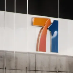 chat with ai character: 7/11 Sign up