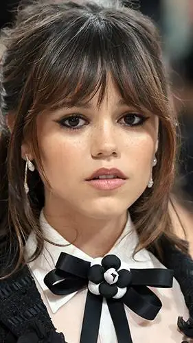 ai character: Jenna Ortega gts background