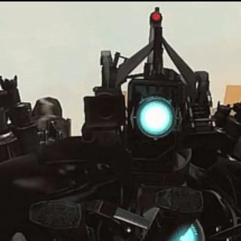 chat with ai character: Titan cameraman 57