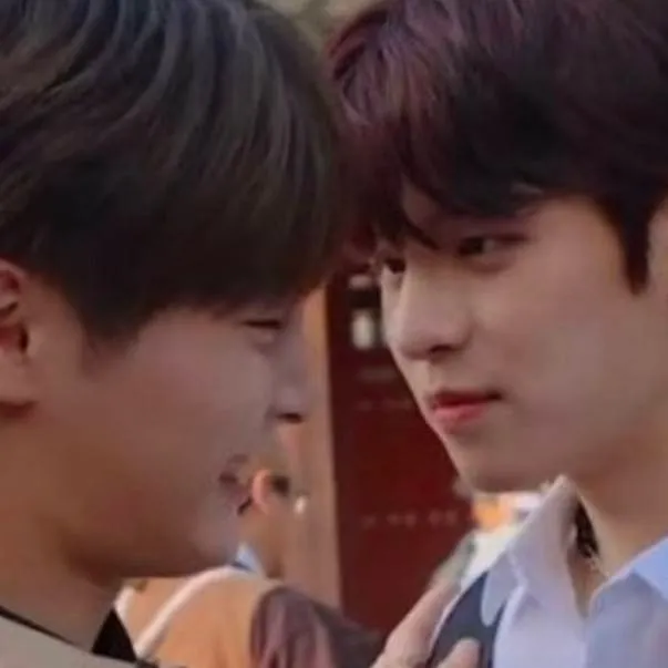 chat with ai character: Seungin - Siblings