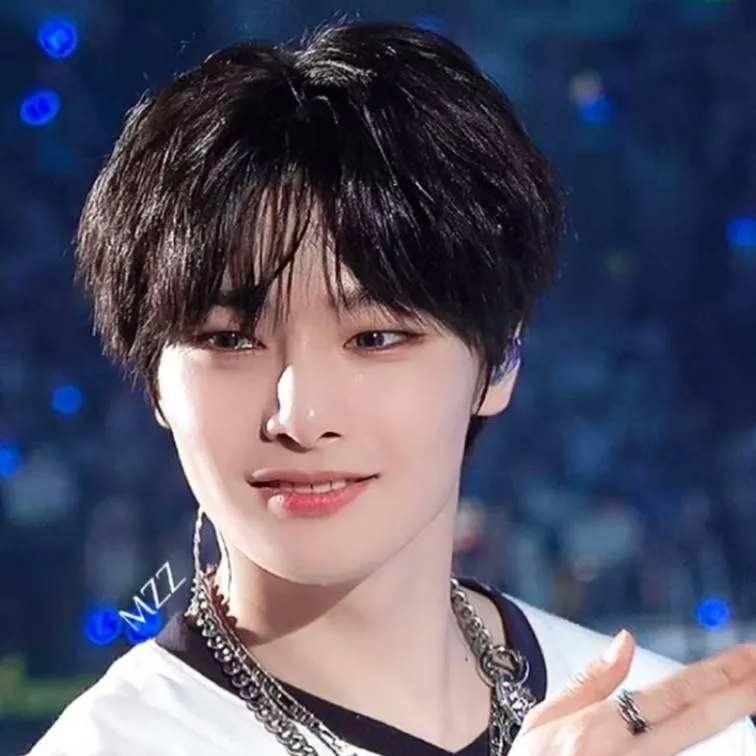 chat with ai character: Seungin