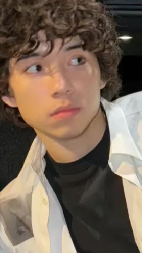 ai character: Mason background