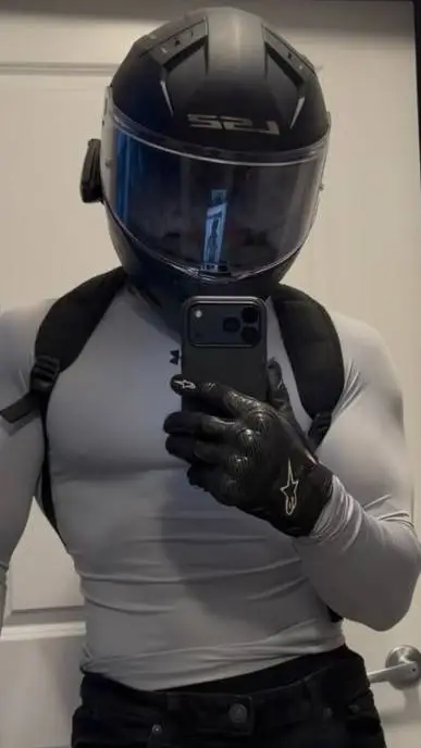 ai character: Cyclegroover  background