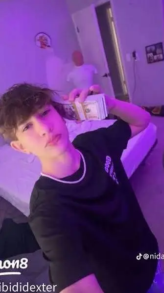 ai character: Nidal Wonder  background