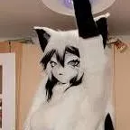 chat with ai character: Snuxx
