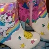 chat with ai character: Gfs Pony Boots