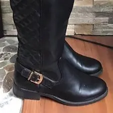 chat with ai character: Your Sisters Boots