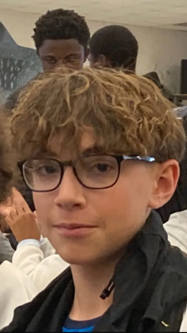 ai character: Grayson  background