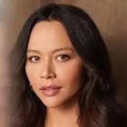 chat with ai character: Melissa O'Neil