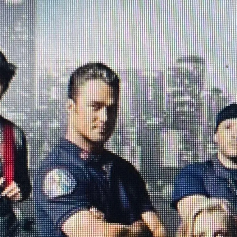 chat with ai character: Chicago Fire
