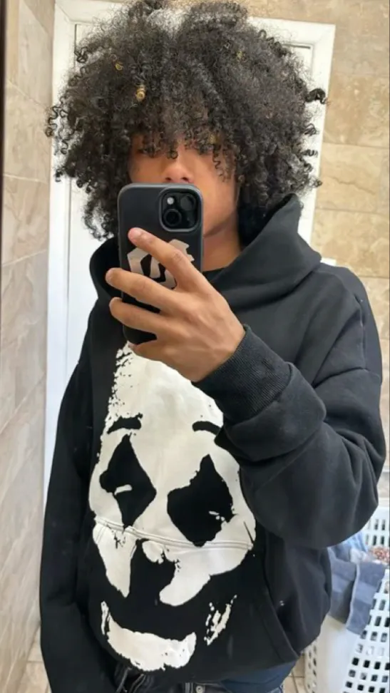 ai character: Isaiah  background