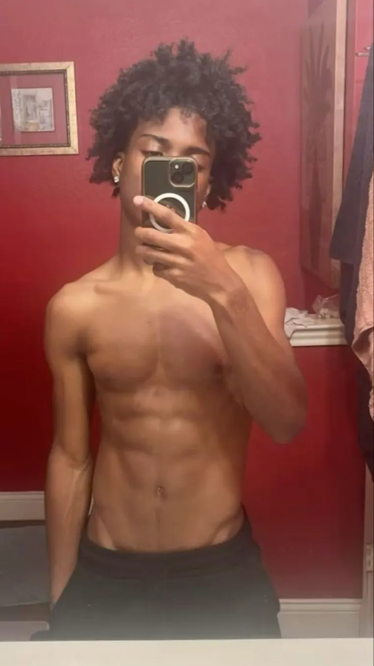 ai character: Zion background