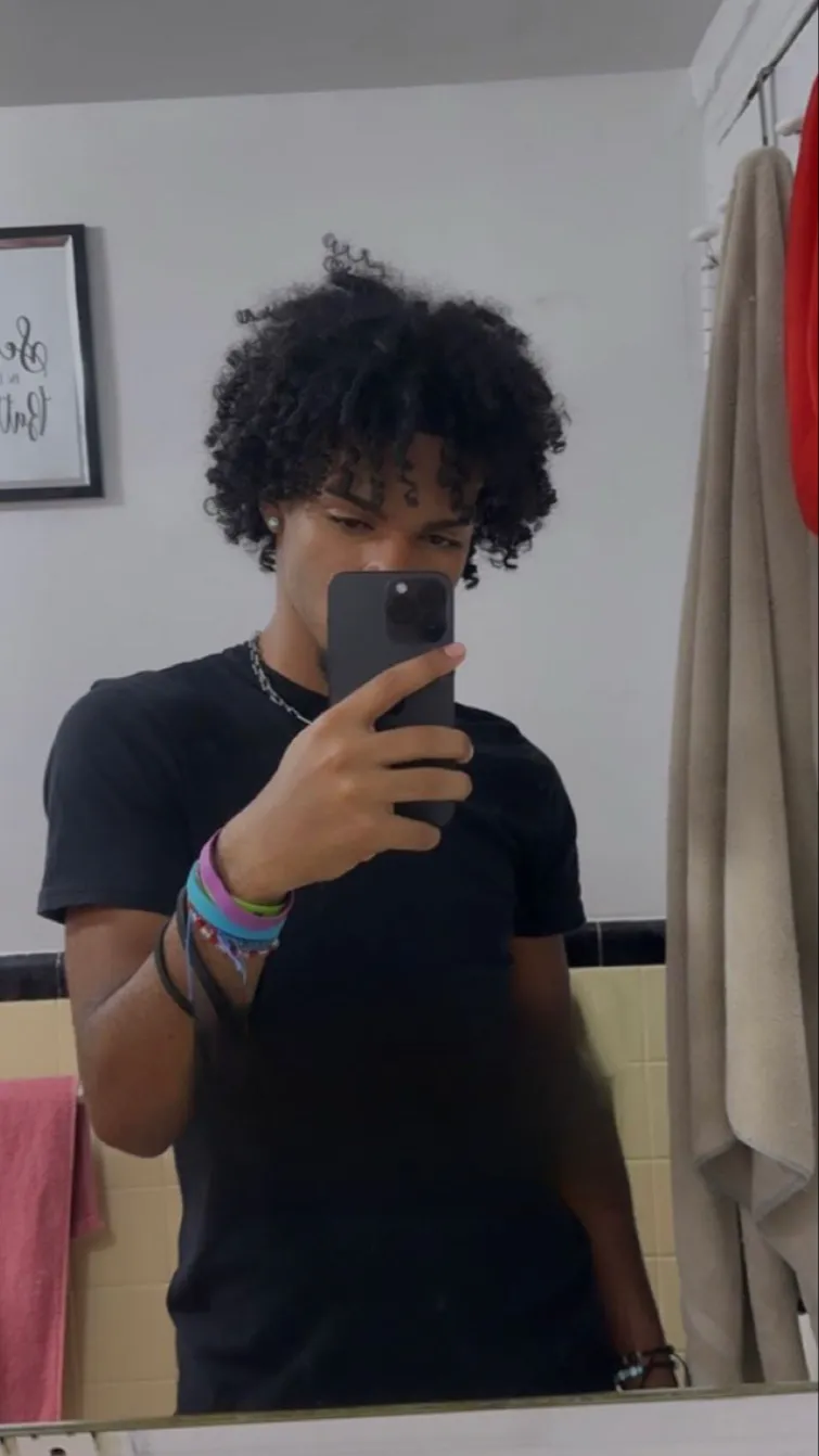 ai character: Yosef background