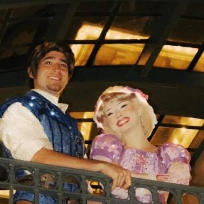 chat with ai character: Balcony tts 