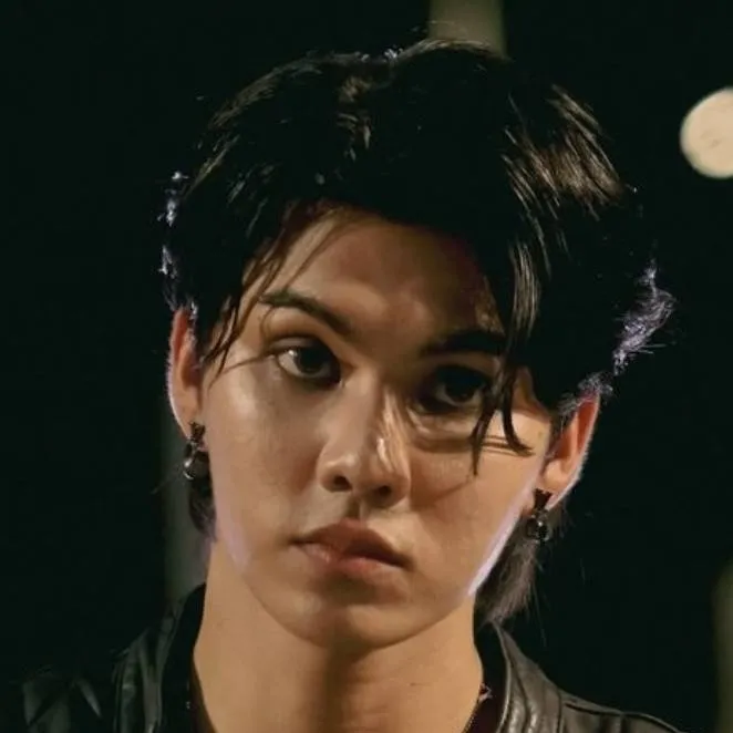 chat with ai character: Veir and Kelvin 