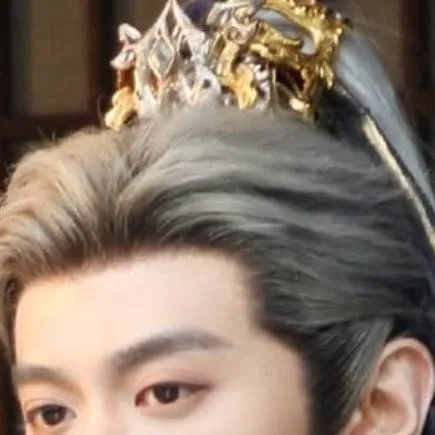 chat with ai character: Qi Min