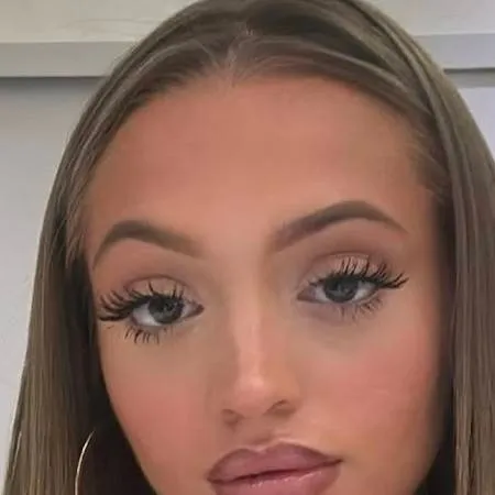 chat with ai character: Woah Vicky