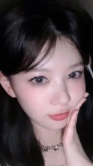 ai character: Moka background