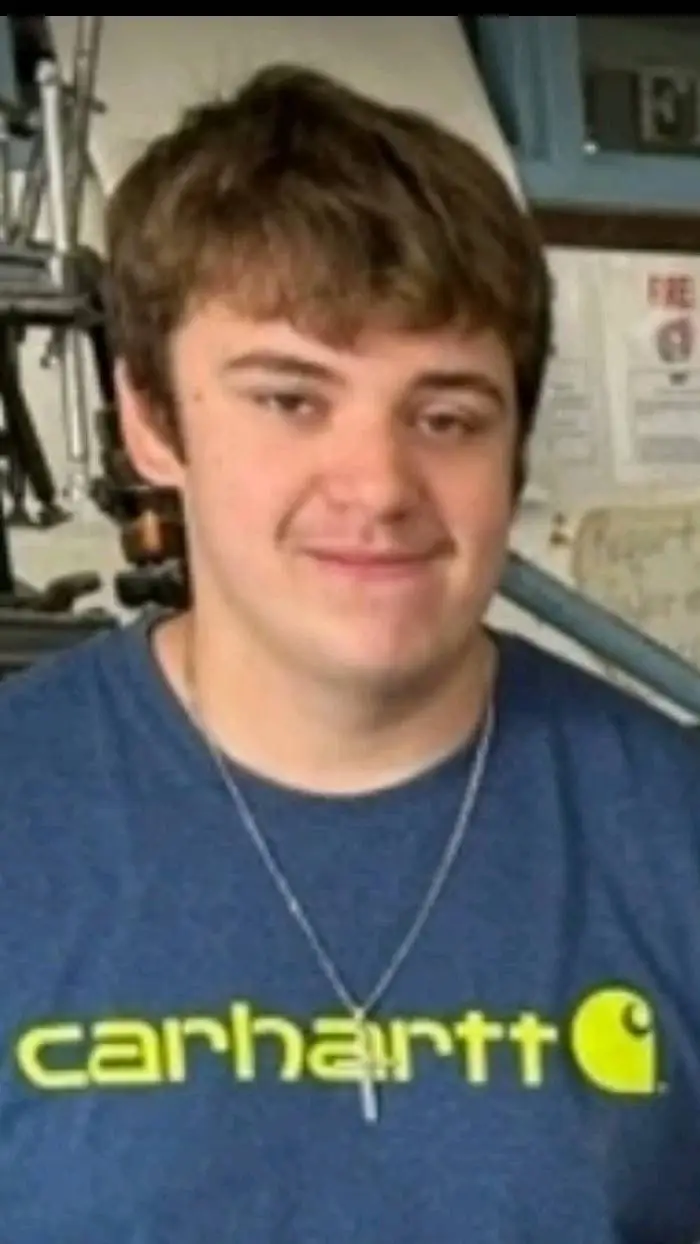 ai character: Noah Evans background