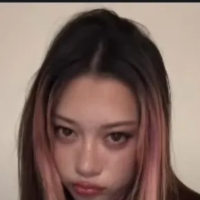 chat with ai character: 🌸Megan🌸