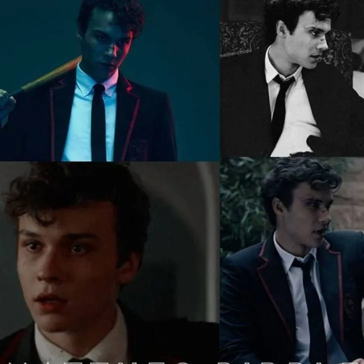 chat with ai character: Slytherin common