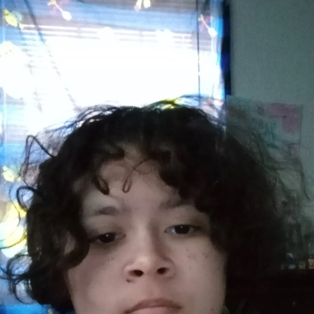 chat with ai character: Sad Natalie's Fox🦊