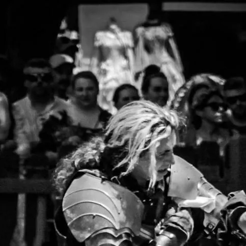 chat with ai character: Kaelen, The Vowkee