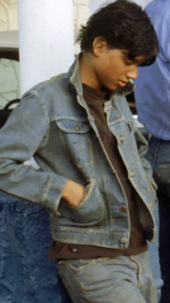 ai character: Johnny Cade  background