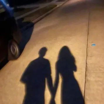 chat with ai character: Levis 