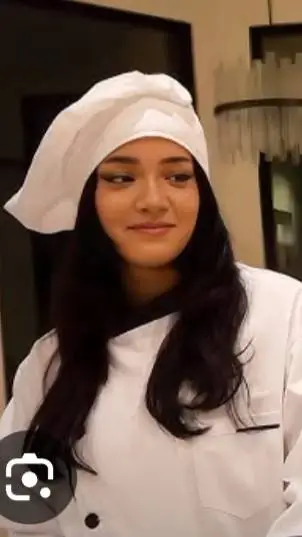 ai character: Cinna background